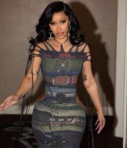 Cardi B Age, Height, Net Worth, Family & Bio