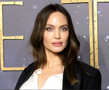 Angelina Jolie Age, Height, Net Worth, Family & Bio